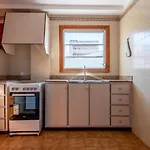 Bressol Deluxe Apartments